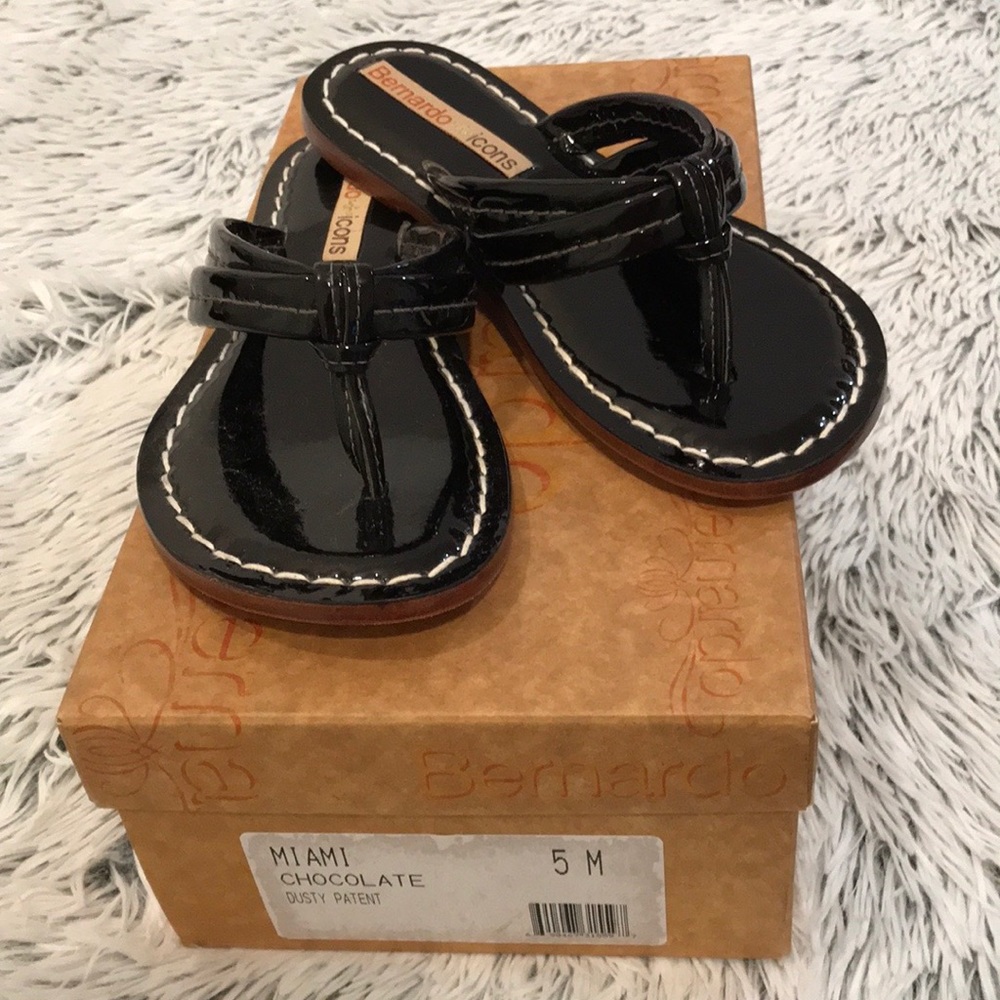 Bernardo Icon Miami Sandal